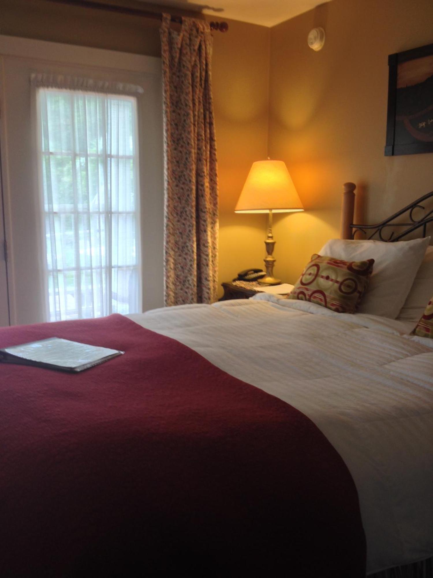 The White House Inn Cooperstown Buitenkant foto